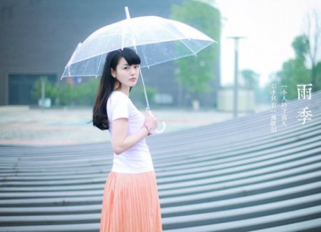 雨季里的凄凉